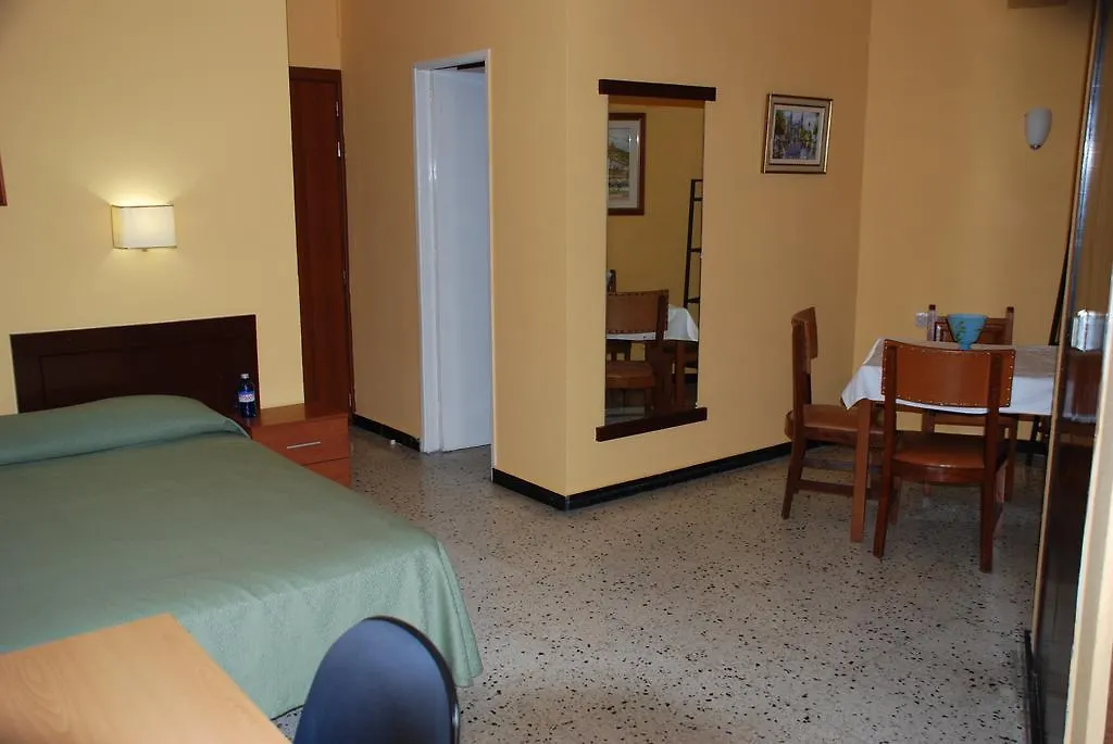 Hotel Olympia Las Palmas de Gran Canaria 2*,